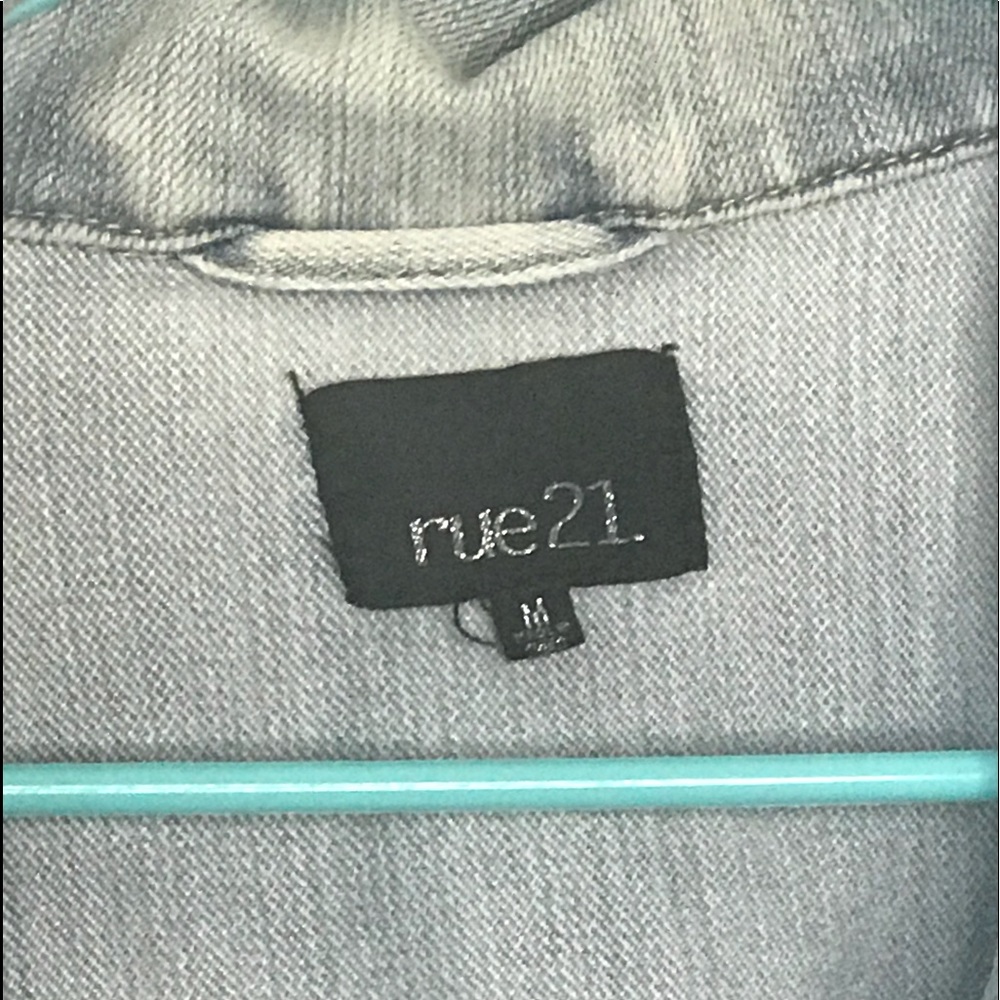 Light-Washed Jean Jacket - Picture 2 of 3